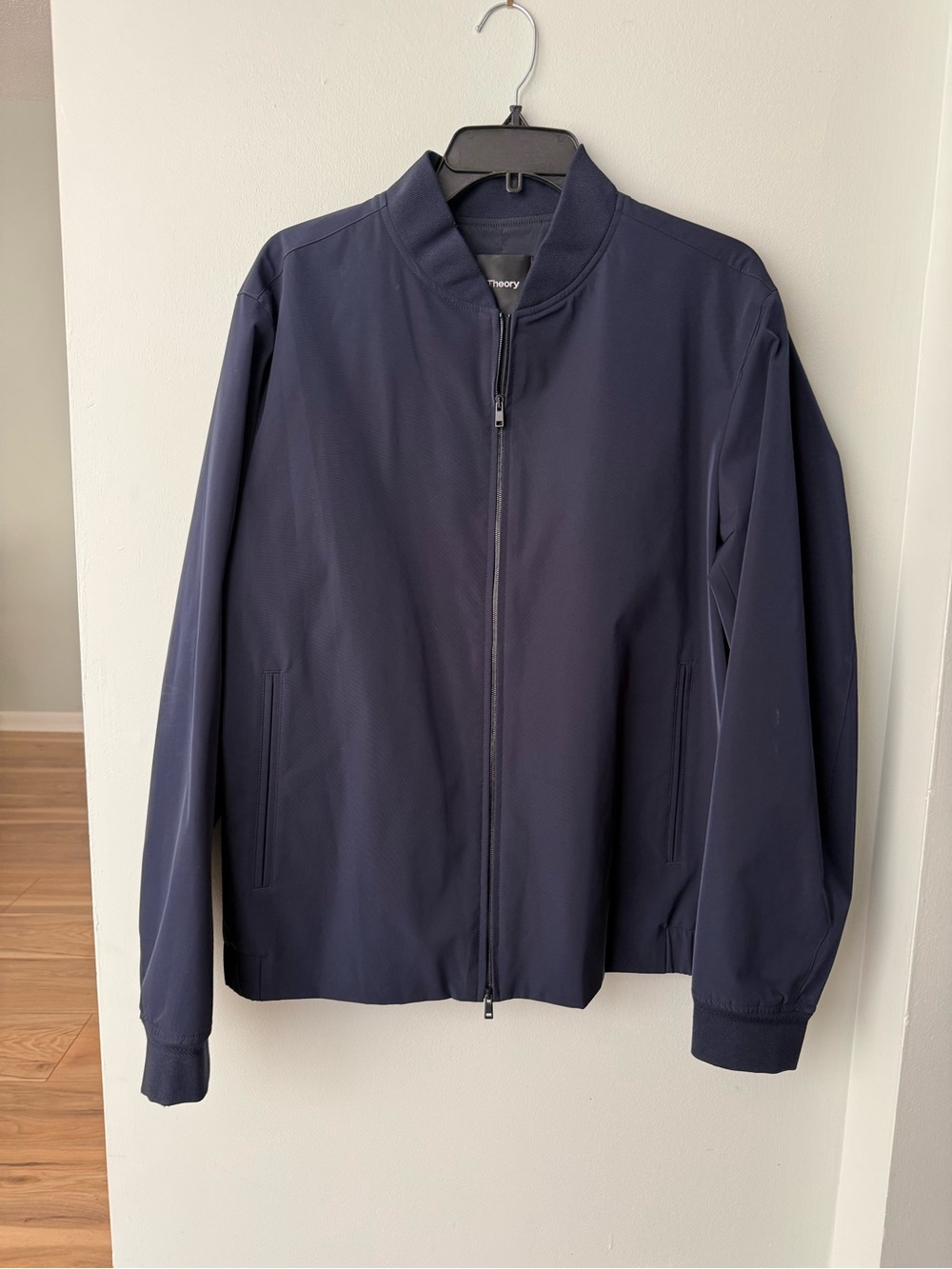 Theory Men's Stand Collar Zip Jacket EUC - Picture 2 of 11